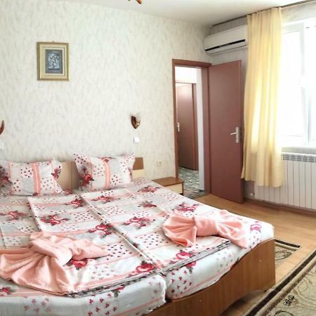 Anele,Kiten Hotell Kiten  Exteriör bild