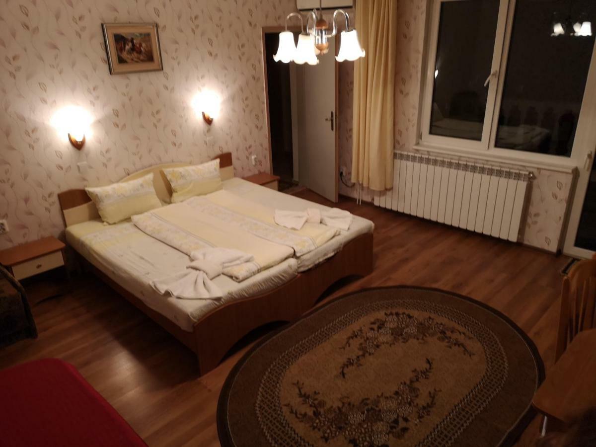 Anele,Kiten Hotell Kiten  Exteriör bild